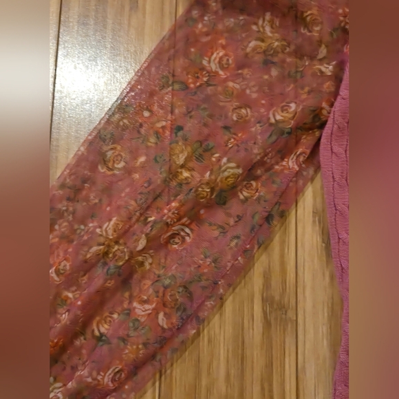 💚 NWOT A Love Story Pink Top with Sheer Sleeves - Picture 3 of 9